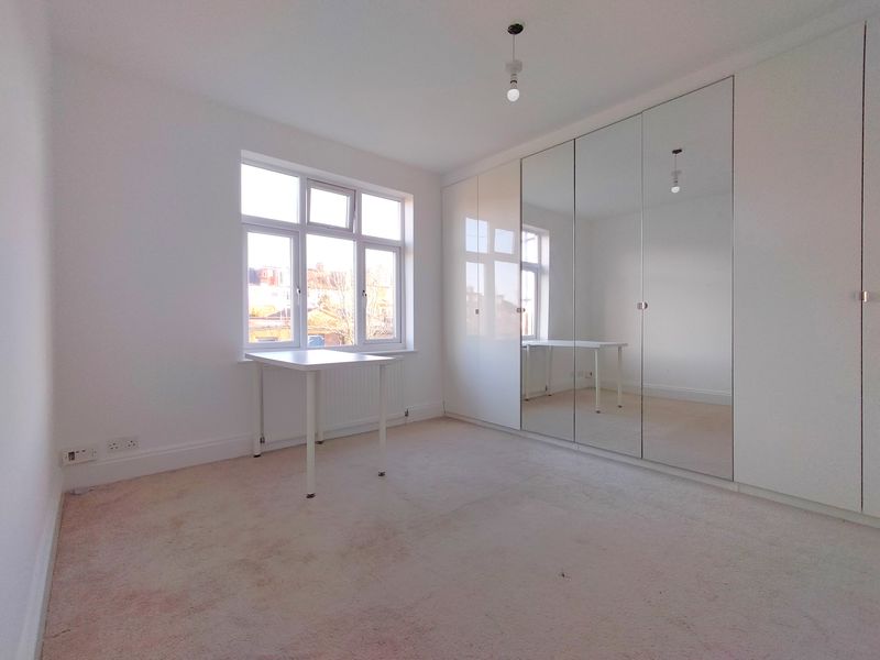 Photo 33- click for photo gallery